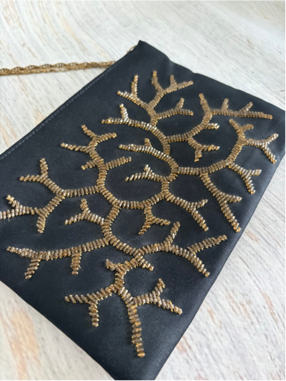 Women's La Regale Black Gold Beaded Hand Made Clutch One Size - Picture 2 of 5